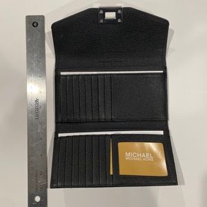 Michael Kors wallet- NWT. Black Leather